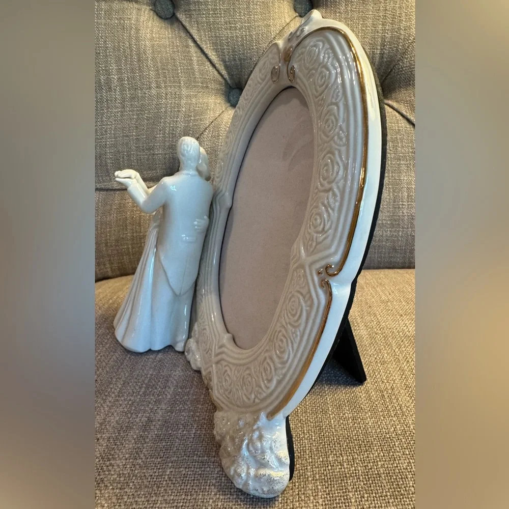 Mikasa “Wedding Bells” photo frame in excellent condition.